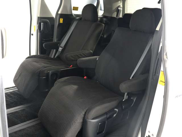 �y�I�b�g�}���t���Z�J���h�V�[�g�z�ő�800mm�̃����O�X���C�h�V�[�g�ƃI�b�g�}���@�\�ɂ�葫���y�X�L�΂������\�ł�!�܂��A�Ђ��|��������܂��̂ŁA���K�ȃh���C�u�����y���݂��������܂�!