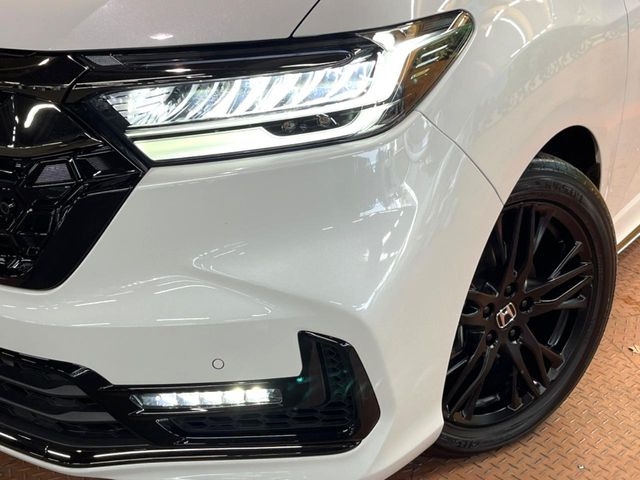 �yLED�w�b�h���C�g�z���V����ԑ��s�����ǍD�Ȏ��E���m�ۂ����S���ĉ^�]�ł��鍂�P�xLED�w�b�h���C�g�𑕔�!�_�����x�������A����d�͂��}�����Ă��܂��B