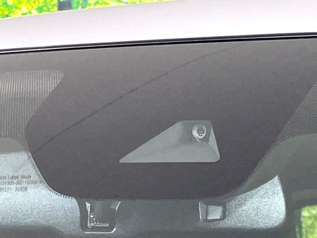 �y�O�He-Assist�z���s���ɑO���̎ԗ�����F�����A�Փ˂������Ȏ��͌x��ƃu���[�L�ŏՓˉ���Ɣ�Q�y�����A�V�X�g�B�����S�Ƀh���C�u�����y���݂��������܂��B