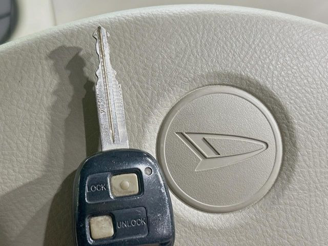 �y�L�[���X�z�������ꂽ�ꏊ����ł��{�^����Ńh�A�̊J���E�{�����ł���̂łƂ��Ă��֗�!�h�A�̌�������ɏ������邱�Ƃ�����܂����