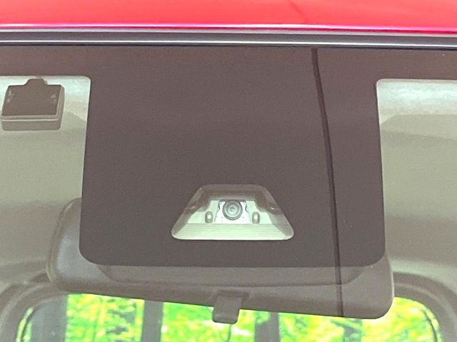 �y�X�}�[�g�A�V�X�g�z���s���ɑO���̎ԗ�����F�����A�Փ˂������Ȏ��͌x��ƃu���[�L�ŏՓˉ���Ɣ�Q�y�����A�V�X�g�B�����S�Ƀh���C�u�����y���݂��������܂��B