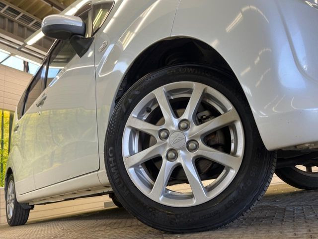 �y14�C���`�A���~�z�C�[���z�O�ςɃ}�b�`�����A���~�z�C�[���𑕒����Ă���܂��B�e��A���~�z�C�[����A�X�^�b�h���X�^�C�����戵�����Ă���܂��B���񂲑��k����������