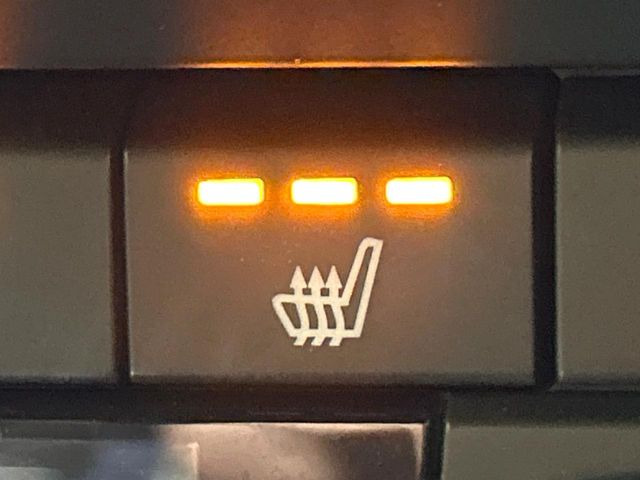 �y�V�[�g�q�[�^�[�z�������ɏd�󂷂�V�[�g�q�[�^�[!�G�A�R����葁�����܂��Ă����̂Ŋ�����̐l�����S�ł��ˁ�G�A�R���̉����͊������邩����A�Ƃ������ɂ����������߂ł��B