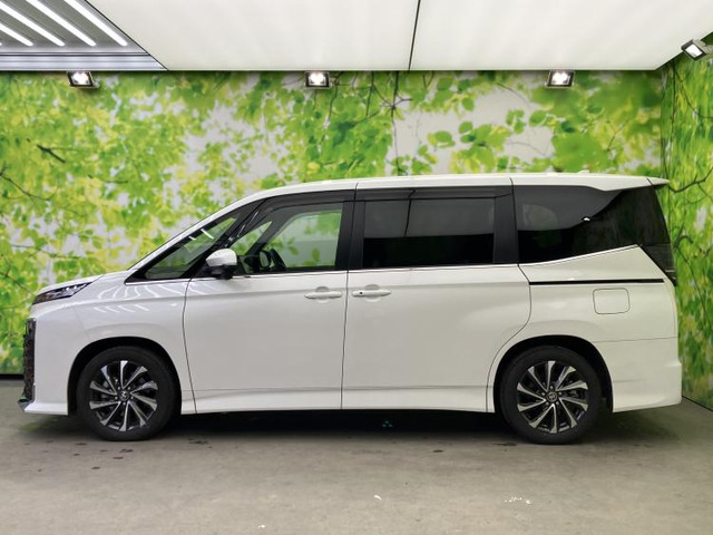 ヴォクシー1.8 ハイブリッド S-Z