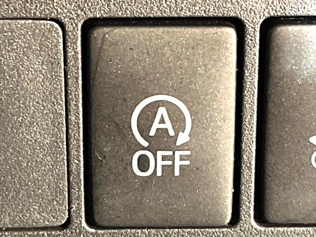 �y�A�C�h�����O�X�g�b�v�z�ԐM����a�؂Œ�Ԃ����ۂɃG���W�����~���A���ʂȔR���̏����}���܂��B�R��������ی�ɂȂ���@�\��G���W���̓u���[�L�𗣂��΍Ďn�����܂��B