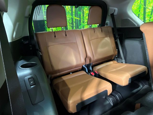 3��ڃV�[�g�͂�������ԗǍD����l�ł��������ƍ����Ē����܂��̂ŁA��l���ł̂��o���������N���N�ł��􂲉Ƒ��ŁA�C�̒m�ꂽ���ԂŁA�h���C�u�ɍs���̂��y���݂ł��ˁ�