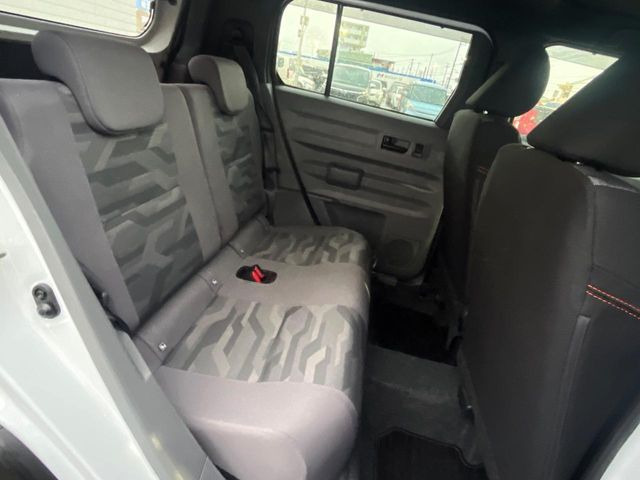 �㕔���Ȃ��C�ɂȂ�悤�ȃL�Y�E�����ւ��蓙�A�傫�ȃ_���[�W�͂Ȃ��A�ǍD�ȏ�Ԃł��B