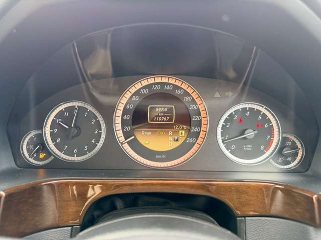 �C�ɂȂ邨�Ԃ�����܂�����E�̓d�b�ԍ����璼�ڂ��X�ɂ��₢���킹���������B�x�����@����ԗ����A��Ԃ܂łȂ�ł������������Ē����܂��B�X�^�b�t�ꓯ���A�����҂����Ă���܂��B