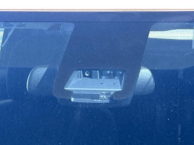 �y�g���^�Z�[�t�e�B�Z���X�z���s���ɑO���̎ԗ�����F�����A�Փ˂������Ȏ��͌x��ƃu���[�L�ŏՓˉ���Ɣ�Q�y�����A�V�X�g�B�����S�Ƀh���C�u�����y���݂��������܂��B