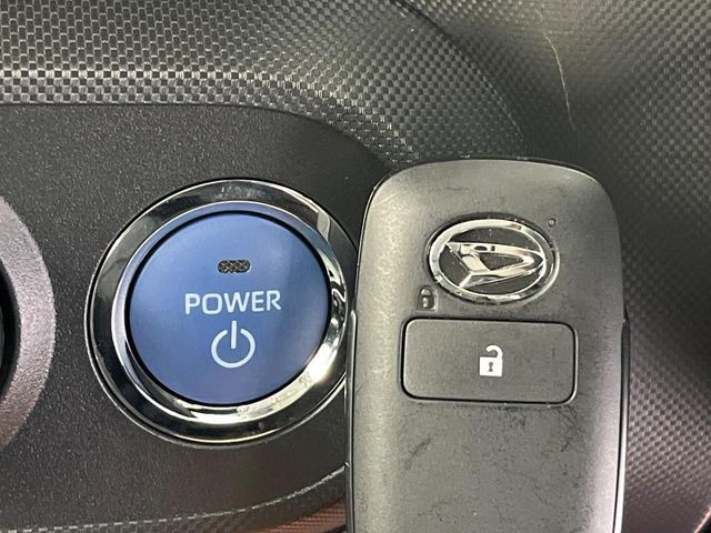 �y�L�[�t���[�V�X�e���z�J�o����|�P�b�g�ɓ��ꂽ�܂܂ł��h�A�̎{���E�������\�ȃX�}�[�g�L�[�𑕔��B�G���W���̃I���E�I�t�����J�M�����o���K�v����������Ƃ��Ă��֗��ł���