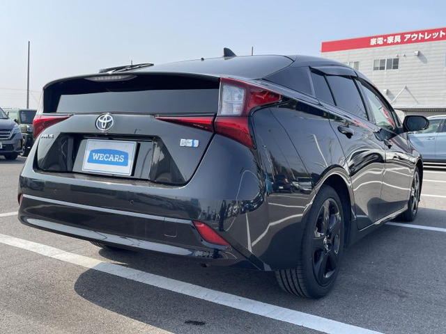 プリウス1.8 S ツーリングセレクション ブラックエディション