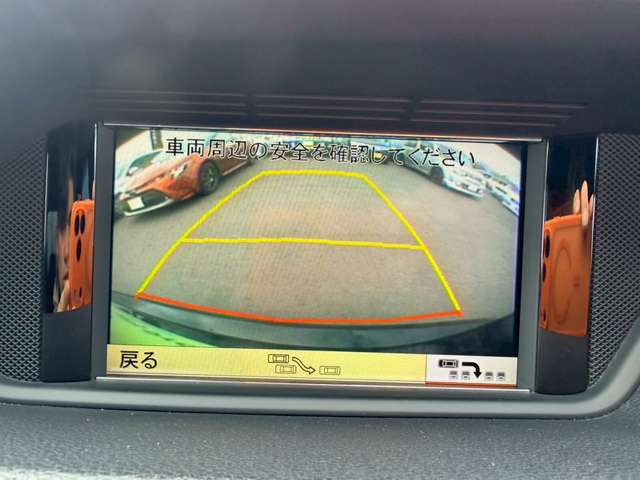 �C�ɂȂ邨�Ԃ�����܂�����E�̓d�b�ԍ����璼�ڂ��X�ɂ��₢���킹���������B�x�����@����ԗ����A��Ԃ܂łȂ�ł������������Ē����܂��B�X�^�b�t�ꓯ���A�����҂����Ă���܂��B