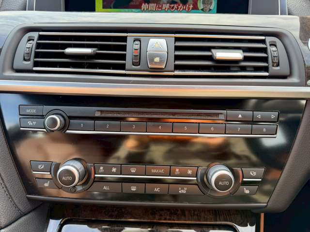 �C�ɂȂ邨�Ԃ�����܂�����E�̓d�b�ԍ����璼�ڂ��X�ɂ��₢���킹���������B�x�����@����ԗ����A��Ԃ܂łȂ�ł������������Ē����܂��B�X�^�b�t�ꓯ���A�����҂����Ă���܂��B