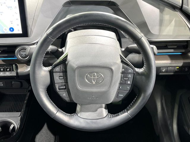 �y�����v�����X�e�A�����O�z�㎿�Ȋv���g�p���邱�ƂŁA��ɂ����������݂ƂĂ��^�]���₷���n���h���ł���