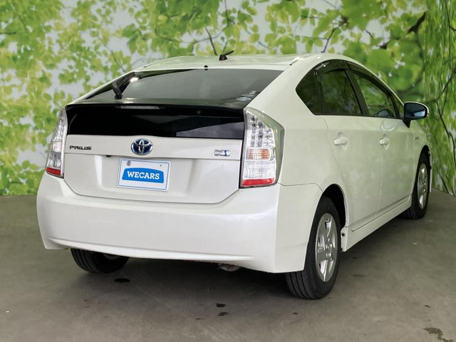 プリウス1.8 S LEDエディション