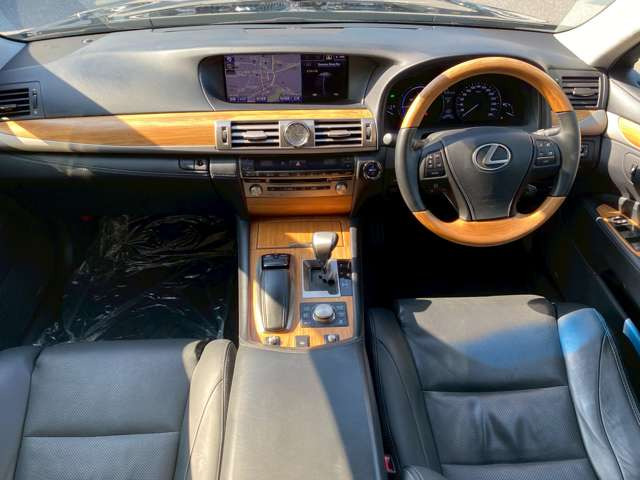 �X���[�N���X����X�͑��݌�200��ȏ�W��!���q�l�̂��C�ɓ����1�䂪�����ƌ�����܂�!�y�����ԁA���ʎԁA�L�����s���O�J�[�ɕ����ԗ��܂œX���ɖ����݌ɂ����T���ł��܂��􂨋C�y�ɂ����X��������!