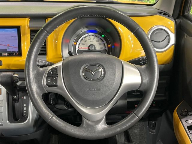 �y�����v�����X�e�A�����O�z�㎿�Ȋv���g�p���邱�ƂŁA��ɂ����������݂ƂĂ��^�]���₷���n���h���ł���