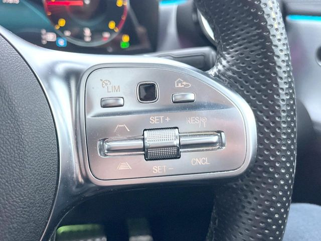 ���f�B�X�g���j�b�N�v���X:�s�s�A�x�O�A�������H�Ȃǂ̑��s���ɁA�X�e���I�}���`�p�[�p�X�J�����ƃ��[�_�[�Z���T�[�ɂ��A�O���Ԃ�F�����đ��x�ɉ������Ԋԋ������ێ����鎟����̃N���R��!