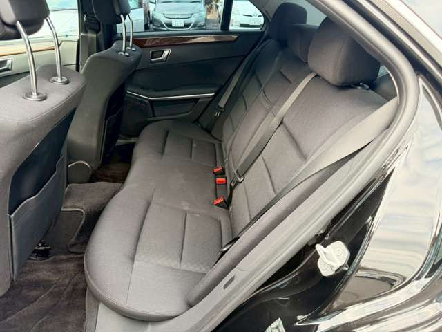 �C�ɂȂ邨�Ԃ�����܂�����E�̓d�b�ԍ����璼�ڂ��X�ɂ��₢���킹���������B�x�����@����ԗ����A��Ԃ܂łȂ�ł������������Ē����܂��B�X�^�b�t�ꓯ���A�����҂����Ă���܂��B