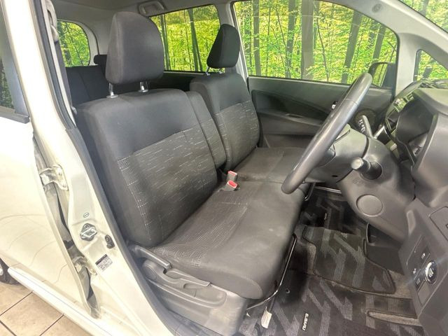 �^�]�ȃV�[�g���͎g�p�������Ȃ��A�ǍD�ȏ�ԂƂȂ��Ă��܂��B���J�Ɏg���Ă������Ƃ��悭�킩��܂��ˁB