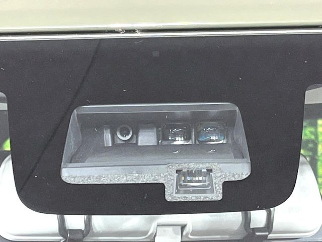 �y�X�Y�L �Z�[�t�e�B�T�|�[�g�z���s���ɑO���̎ԗ�����F�����A�Փ˂������Ȏ��͌x��ƃu���[�L�ŏՓˉ���Ɣ�Q�y�����A�V�X�g�B�����S�Ƀh���C�u�����y���݂��������܂��B