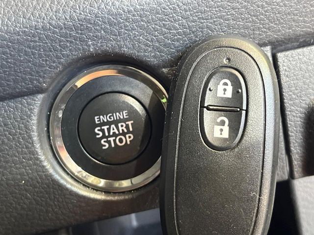 �y�L�[���X�X�^�[�g�V�X�e���z�J�o����|�P�b�g�ɓ��ꂽ�܂܂ł��h�A�̎{���E�������\�ȃX�}�[�g�L�[�𑕔��B�G���W���̃I���E�I�t�����J�M�����o���K�v����������Ƃ��Ă��֗��ł���