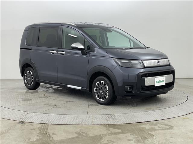 フリード1.5 e:HEV クロスター 4WD