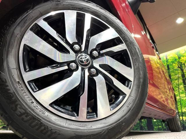 �y����14�C���`�A���~�z�C�[���z�O�ςɃ}�b�`���������A���~�z�C�[���𑕒����Ă���܂��B�e��ЊO�A���~�z�C�[����A�X�^�b�h���X�^�C�����戵�����Ă���܂��B���񂲑��k����������