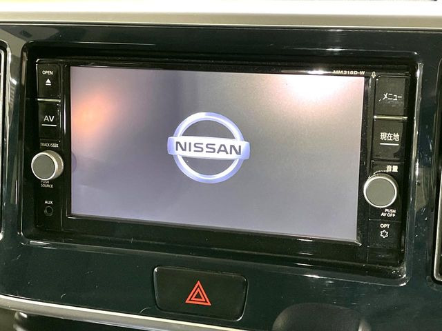 �y�����i�r�z�l�C�̏����i�r�𑕔����Ă���܂��B�i�r�̎g���₷���͂������A�I�[�f�B�I�@�\���[��!�L�����v�◷�s�͂������A�ʋ΂┃�����ȂǕ��i�̃h���C�u���y�����Ȃ�͂���