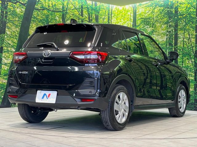 ☆全国のネクステージからお取り寄せが可能※!遠方の店舗に展示してあるクルマが気になる場合も、最寄りの店舗でご覧いただくことが可能です!是非私たちに要望をお聞かせください!※別途費用