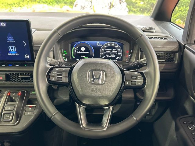 �y�����v�����X�e�A�����O�z�㎿�Ȋv���g�p���邱�ƂŁA��ɂ����������݂ƂĂ��^�]���₷���n���h���ł���