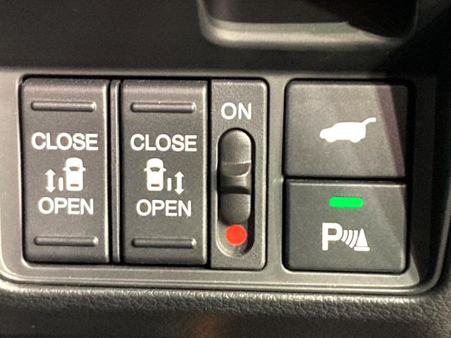 �y�����p���[�X���C�h�h�A�z�X�}�[�g�L�[��^�]�Ȃ̃X�C�b�`�Ō�ȗ����X���C�h�h�A�̊J���\���d��������͂����ăh�A���J����K�v�������A�����Ȃ��q�l�ł��ȒP�ɊJ���߂ł����K�ł���