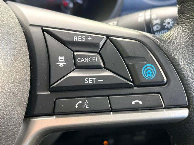 �y�v���p�C���b�g�z�������H�ł̒��������s���y��!!�a�؎��Ə��񑖍s�̃V�[���ŁA�A�N�Z���E�u���[�L�E�X�e�A�����O�������Ő��䂵�A�������^�]�̕��S���y�����Ă���܂���