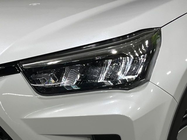 �yLED�w�b�h���C�g�z���V����ԑ��s�����ǍD�Ȏ��E���m�ۂ����S���ĉ^�]�ł��鍂�P�xLED�w�b�h���C�g�𑕔�!�_�����x�������A����d�͂��}�����Ă��܂��B