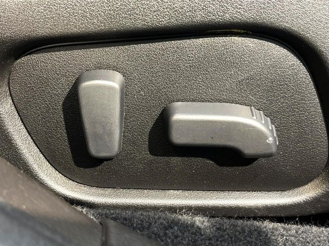 �y�p���[�V�[�g�z�X�C�b�`��ŊȒP�ɃV�[�g�̔��������\!�d��������͂�����܂���!���K�ȃV�[�g�|�W�V�����ɃZ�b�g���āA���K�ȃh���C�u�����y���݂��������B