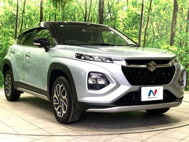 高透明度のガラス皮膜で撥水はもちろん、上質なツヤ・光沢を実現。紫外線や酸性雨から大切な愛車を保護し、色あせ・劣化を防止。「弾スプラッシュコート」、「弾プリミッサコート」からお選びいただけます。