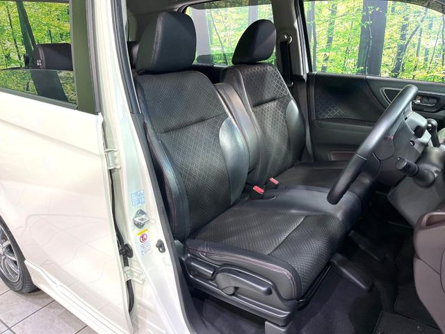 �y�n�[�t���U�[�V�[�g�z�������ƍ���S�n�𗼗������l�C�̃V�[�g���w�ʁE���ʂ̃t�@�u���b�N�f�ނ́A�ʋC���̗ǂ��⊊��ɂ����ɗD��Ă��܂��B�C���╞���ɍ��E���ꂸ���K�ɂ���肢�������܂��B