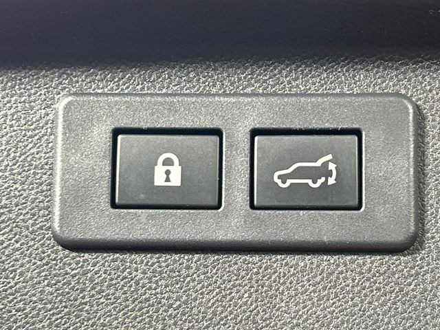 �y�p���[�o�b�N�h�A�z�X�}�[�g�L�[��^�]�Ȃ̃{�^�������������Ń��A�Q�[�g�������ŊJ���܂�!�ו��������Ă��鎞��A�����ʒu�ɂ���o�b�N�h�A��߂�ۂɕ֗��ȋ@�\�ł���