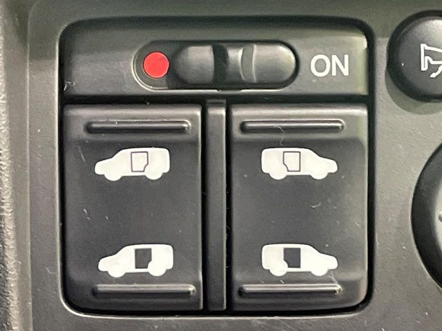 フリードハイブリッド1.5 ジャストセレクション+