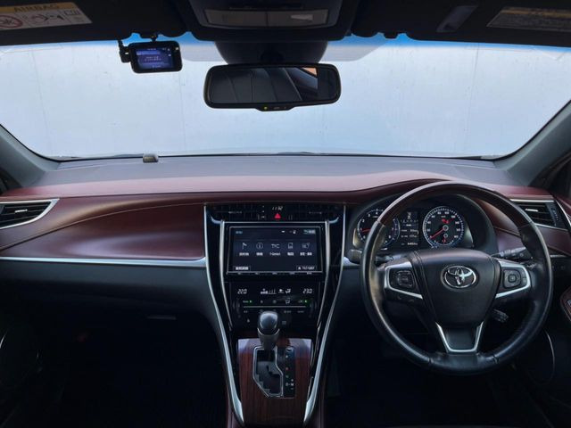 �O���[�v���݌ɐ���30,000��!!�S���̌n��X���烁�[�J�[�E�Ԏ��킸���Љ�o����̂ŁA���Ȃ��Ƀs�b�^���̂��Ԃ�������͂��ł���܂��͂��₢���킹��������