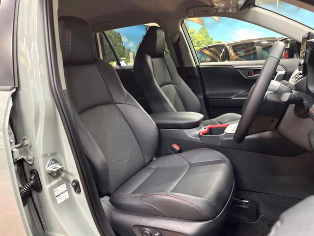 �y���烌�U�[�V�[�g�z����̂ӂ���肪�e�ՂŃ����e�i���X�����ȒP�ȁA�@�\���ɗD��鍇����v���̗p�����㎿�ȃV�[�g�ł��B����S�n���悭�A���������ӂ��S�n�ǂ��ԓ���Ԃ����o���Ă���܂��B