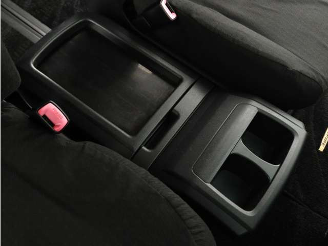 �y�Z���^�[�R���\�[���z�h�����N�z���_�[�ƕ��u�e�[�u��������A�����ɑ�e�ʂ̎��[BOX������!