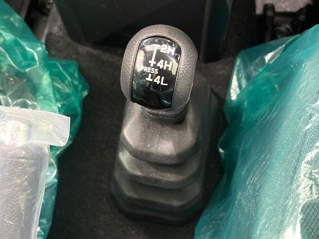 �y�g�����X�t�@�[�z�I�t���[�h��ᓹ�ɓ����������[�h�ւ̐؂�ւ����\�B�������j�����������A�I�����[�h�ȊO�ł����􂵂Ă���܂���