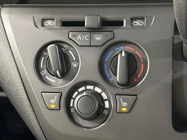 �y�V�[�g�q�[�^�[�z�������ɏd�󂷂�V�[�g�q�[�^�[!�G�A�R����葁�����܂��Ă����̂Ŋ�����̐l�����S�ł��ˁ�G�A�R���̉����͊������邩����A�Ƃ������ɂ����������߂ł��B