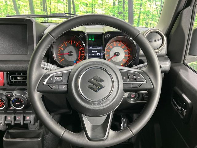 �y�����v�����X�e�A�����O�z�㎿�Ȋv���g�p���邱�ƂŁA��ɂ����������݂ƂĂ��^�]���₷���n���h���ł���