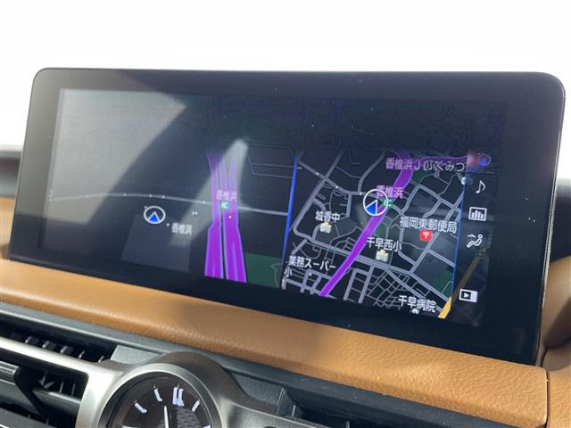 IS300h バージョンL