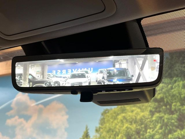 �y�f�W�^���C���i�[�~���[�z�J�������B�e�����ԗ�����̉f�������[���~���[���ɕ\���B�N���A�Ȏ��E�ŏ󋵂̊m�F���\�ł�!���h�����R�@�\�����p�ɂ͕ʓrSD�J�[�h�����p�ӂ��������ꍇ������܂��B