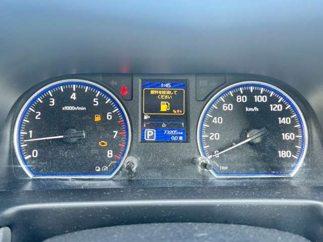 彦根インターからお車で3分とアクセス便利!近くには有名観光地の彦根城もありますので、観光と合わせてのご来店も良いですね♪活気溢れる自慢のスタッフがお客様のご来店をお待ちしております!