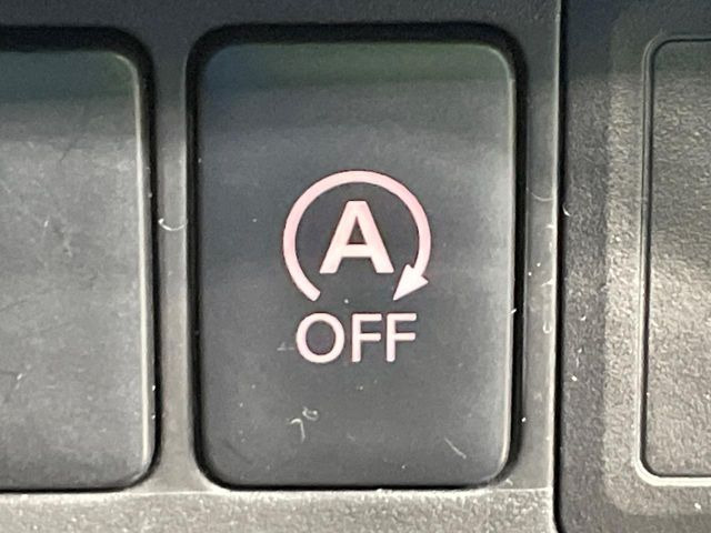 �y�A�C�h�����O�X�g�b�v�z�ԐM����a�؂Œ�Ԃ����ۂɃG���W�����~���A���ʂȔR���̏����}���܂��B�R��������ی�ɂȂ���@�\��G���W���̓u���[�L�𗣂��΍Ďn�����܂��B