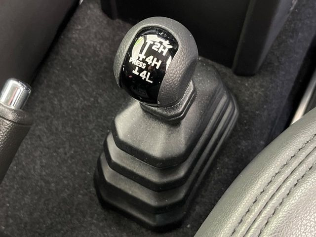 4WD�̂��Ԃł��̂ŁA�ᓹ�ł����S�ł���~��n�n��ɂ��Z�܂��̕��ȊO�ɂ��A�E�B���^�[�X�|�[�c����̕���~��n��֋A�Ȃ����@�������ɂ���������!